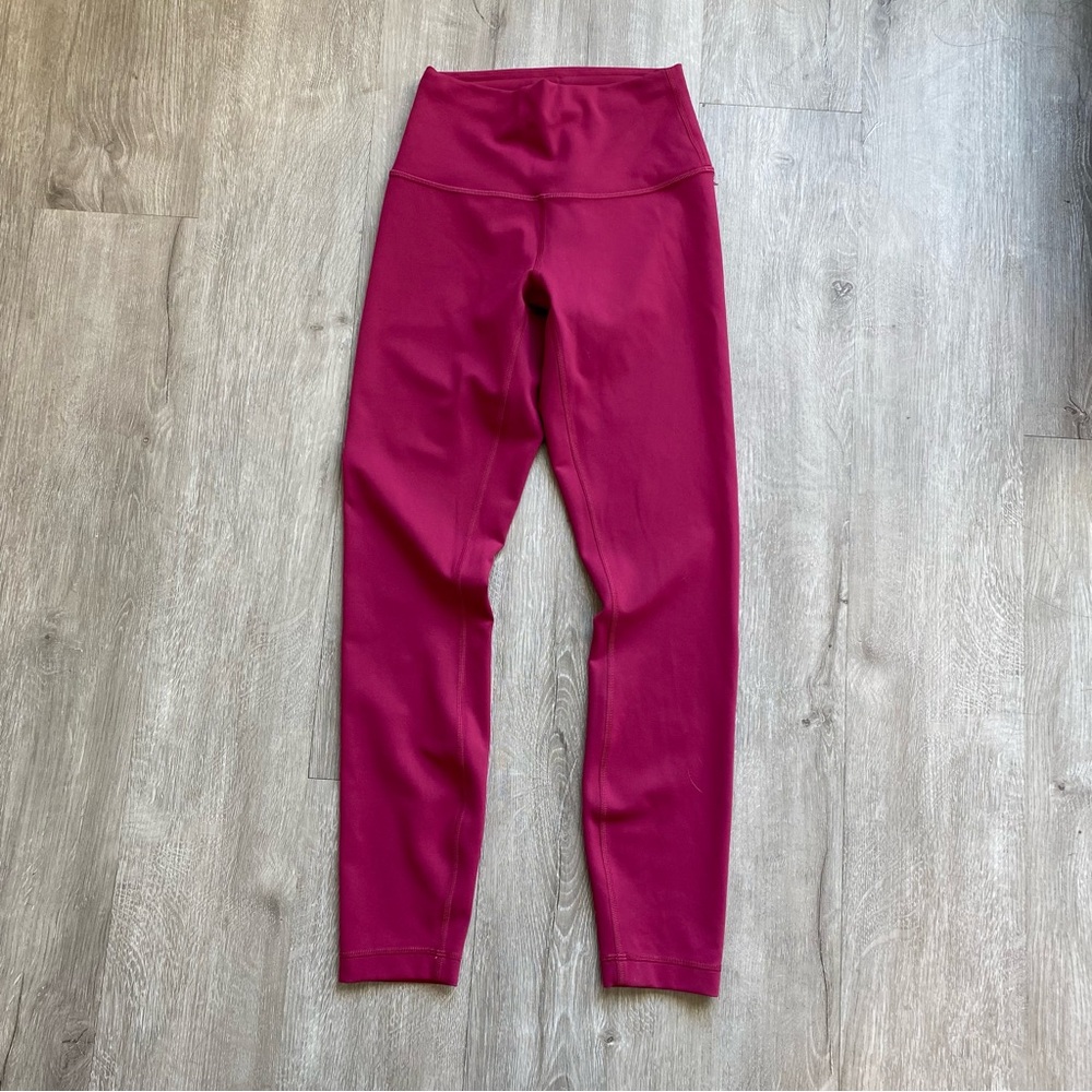 Women’s Size 4 Magenta Smoke Lululemon Leggings